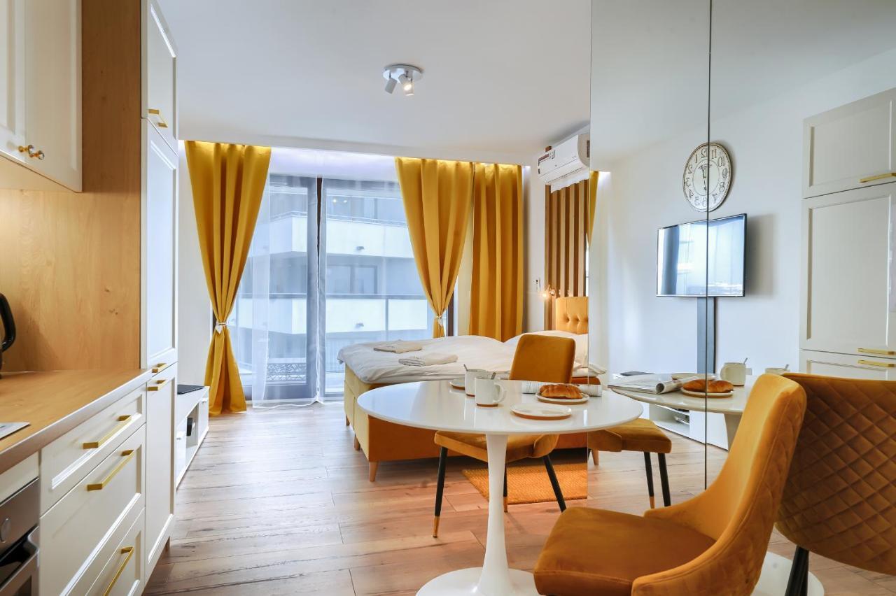 Apartament Mayad *