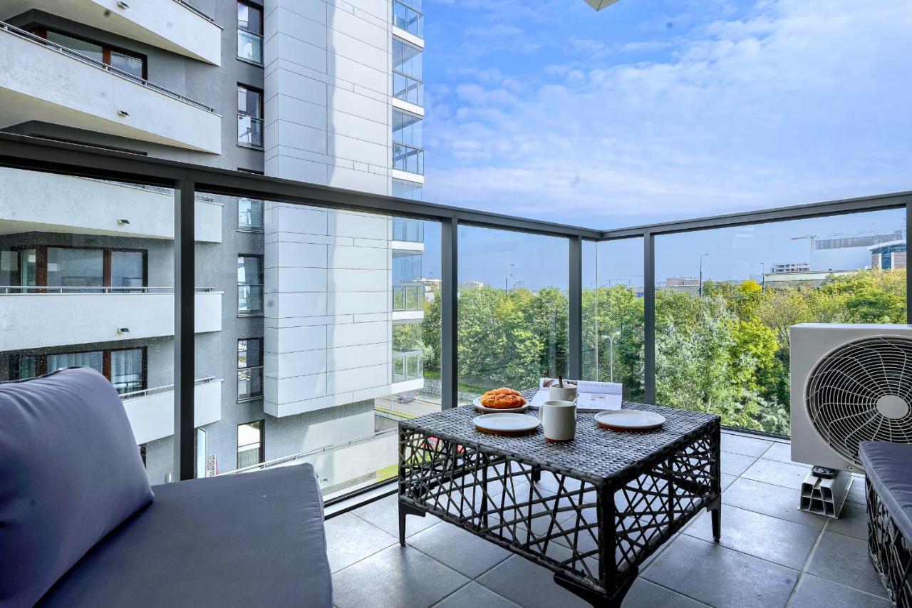 Apartament Mayad *