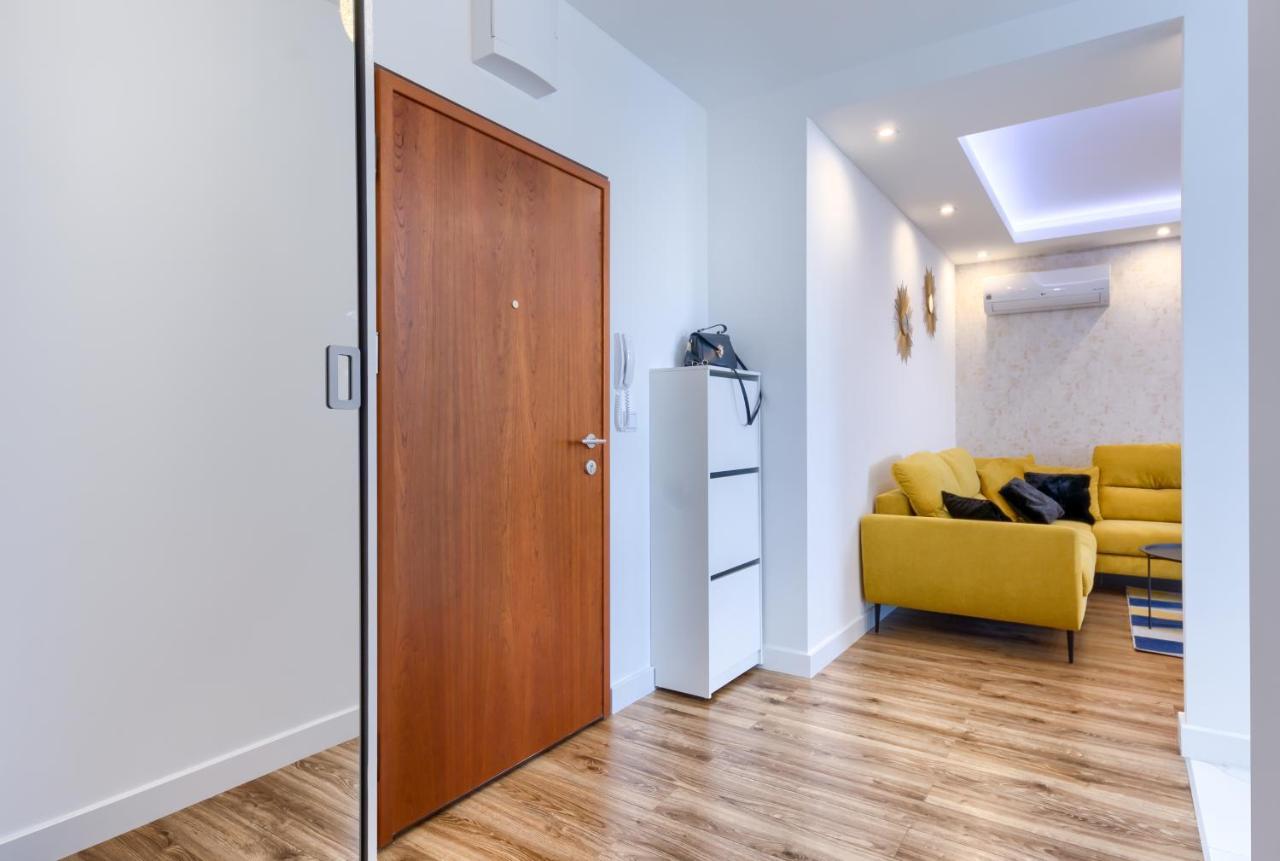 Apartament Mayad *